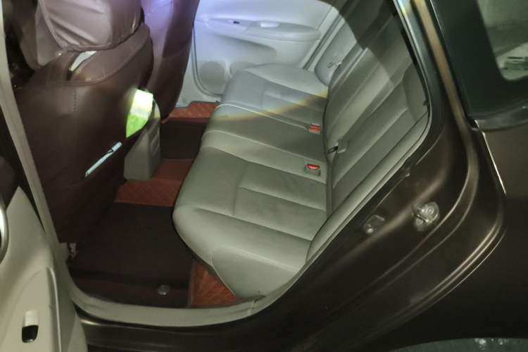 Used Nissan Sylphy 2012 Classic 1.6 XL Automatic Luxury Edition Left Rear Seat