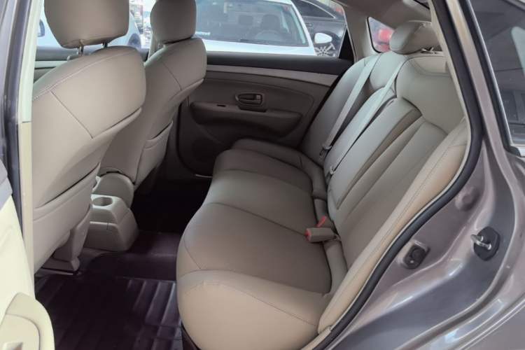 Used Nissan Sylphy 2012 Classic 1.6XE Manual Comfort Edition Left Rear Seat
