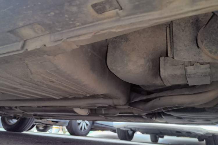 Used Nissan Sylphy 2012 Classic 1.6XE Manual Comfort Edition Left Side Sill