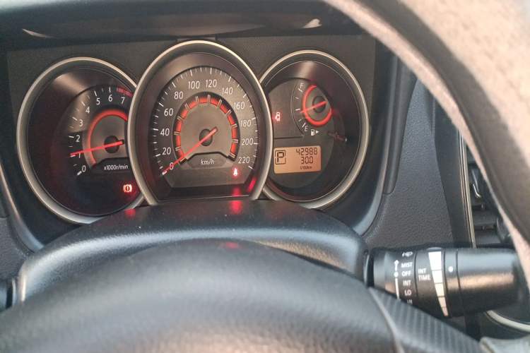 Used Nissan Sylphy 2012 Classic 1.6XE Automatic Comfort Edition Odometer Close Up
