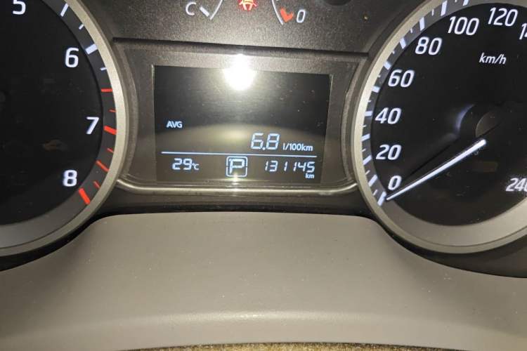 Used Nissan Sylphy 2012 1.8XL CVT Luxury Edition Odometer Close Up