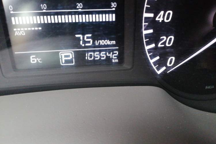 Used Nissan Sylphy 2012 Classic 1.6 XL Automatic Luxury Edition Odometer Close Up