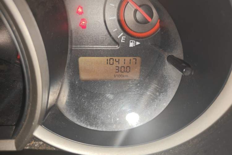 Used Nissan Sylphy 2012 Classic 1.6XE Manual Comfort Edition Odometer Close Up