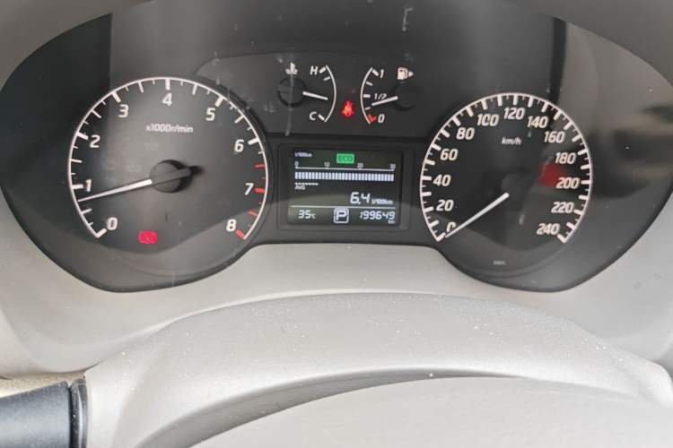 Used Nissan Sylphy 2012 1.6 XL CVT Luxury Edition Odometer Close Up