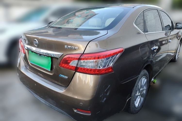 Used Nissan Sylphy 2012 1.6 XL CVT Luxury Edition Rear Right 45 Deg