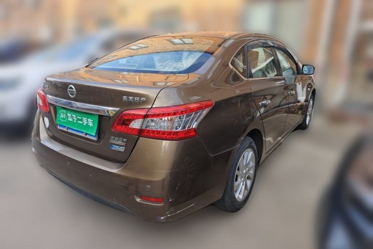 Used Nissan Sylphy 2012 1.6 XL CVT Luxury Edition Rear Right 45 Deg