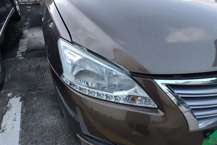 Used Nissan Sylphy 2012 1.6 XL CVT Luxury Edition Right Front Headlight