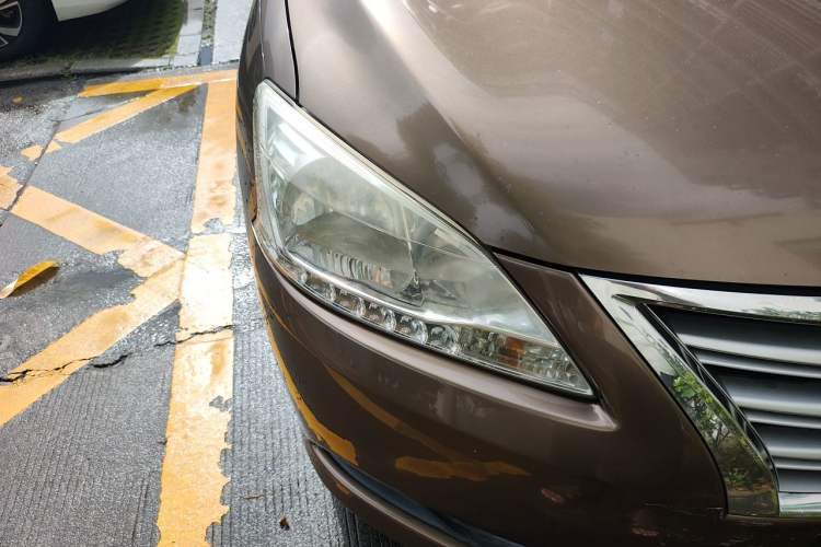 Used Nissan Sylphy 2012 1.6 XL CVT Luxury Edition Right Front Headlight