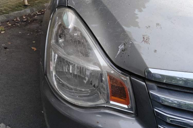 Used Nissan Sylphy 2012 Classic 1.6XE Automatic Comfort Edition Right Front Headlight