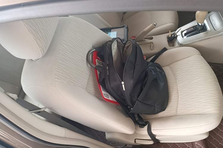 Used Nissan Sylphy 2012 1.6XE CVT Comfort Edition Right Front Seat