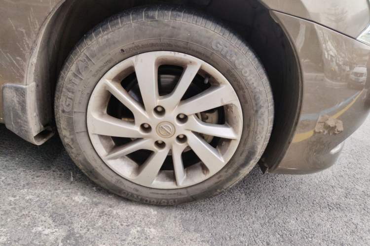 Used Nissan Sylphy 2012 1.6 XL CVT Luxury Edition Right Front Wheel Hub