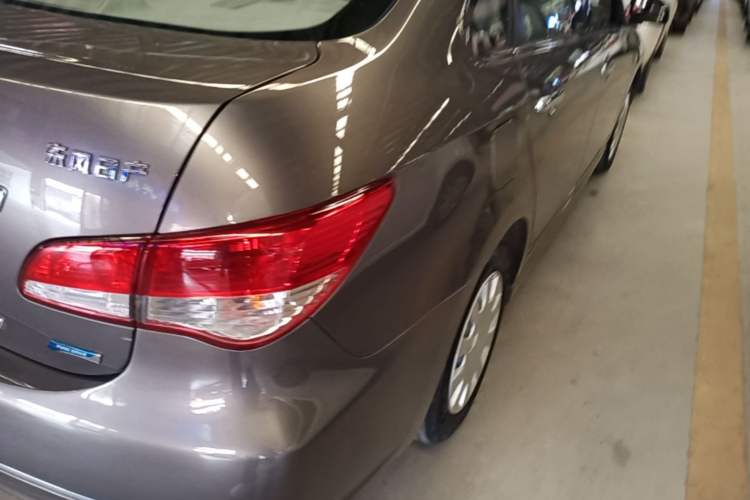 Used Nissan Sylphy 2012 Classic 1.6XE Manual Comfort Edition Right Rear Taillight