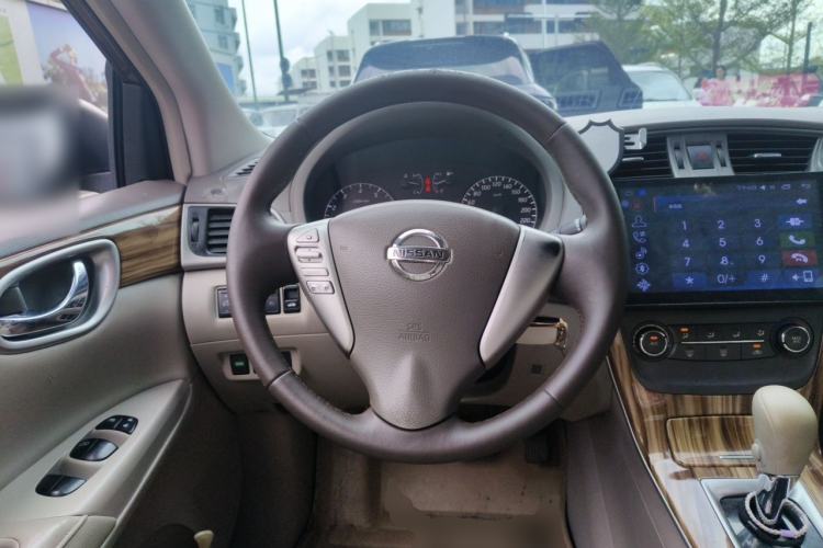 Used Nissan Sylphy 2012 1.6 XL CVT Luxury Edition Steering Wheel