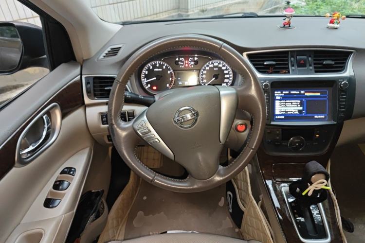 Used Nissan Sylphy 2012 1.8XL CVT Luxury Edition Steering Wheel
