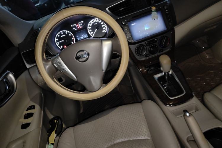 Used Nissan Sylphy 2012 1.6 XL CVT Luxury Edition Steering Wheel