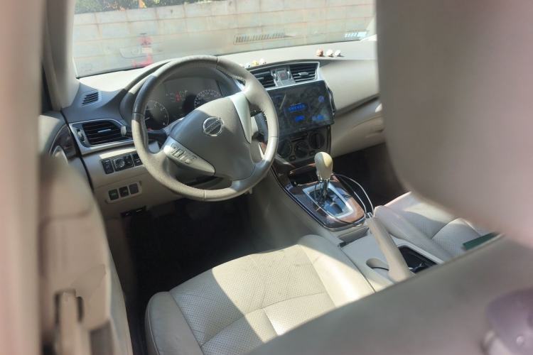 Used Nissan Sylphy 2012 1.6 XL CVT Luxury Edition Steering Wheel