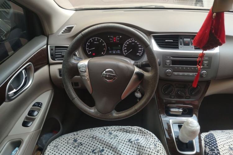 Used Nissan Sylphy 2012 1.6 XL CVT Luxury Edition Steering Wheel