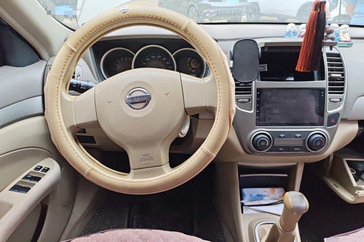 Used Nissan Sylphy 2012 Classic 1.6XE Manual Comfort Edition Steering Wheel