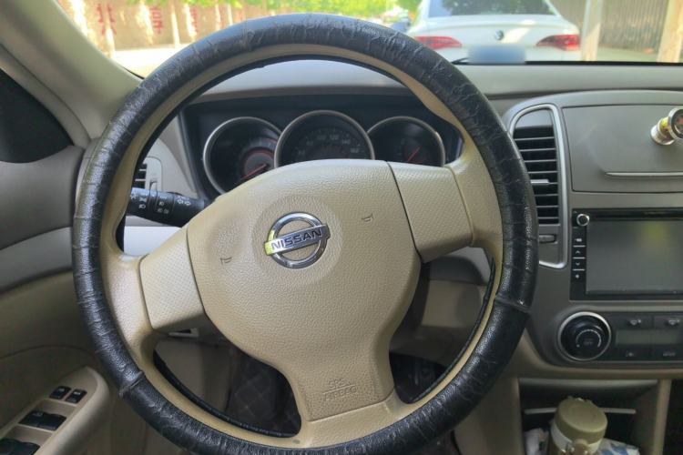 Used Nissan Sylphy 2012 Classic 1.6XE Manual Comfort Edition Steering Wheel