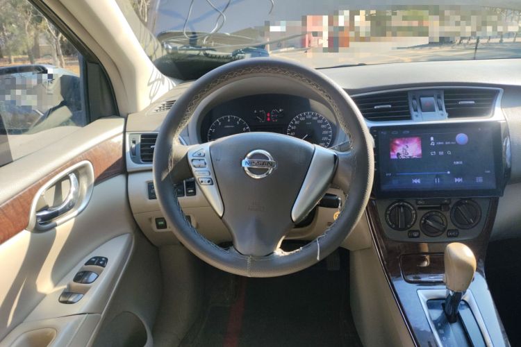 Used Nissan Sylphy 2012 1.6 XL CVT Luxury Edition Steering Wheel
