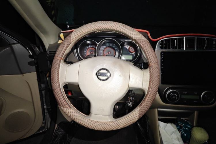Used Nissan Sylphy 2012 Classic 1.6XE Manual Comfort Edition Steering Wheel
