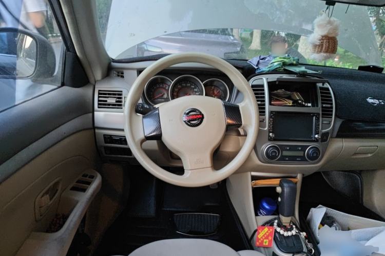 Used Nissan Sylphy 2012 Classic 1.6XE Automatic Comfort Edition Steering Wheel