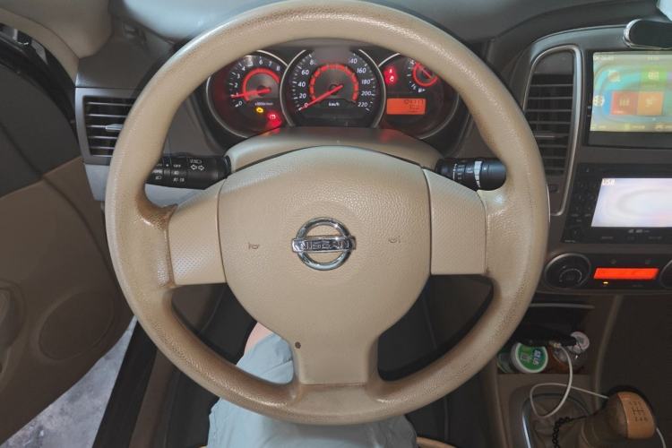 Used Nissan Sylphy 2012 Classic 1.6XE Manual Comfort Edition Steering Wheel