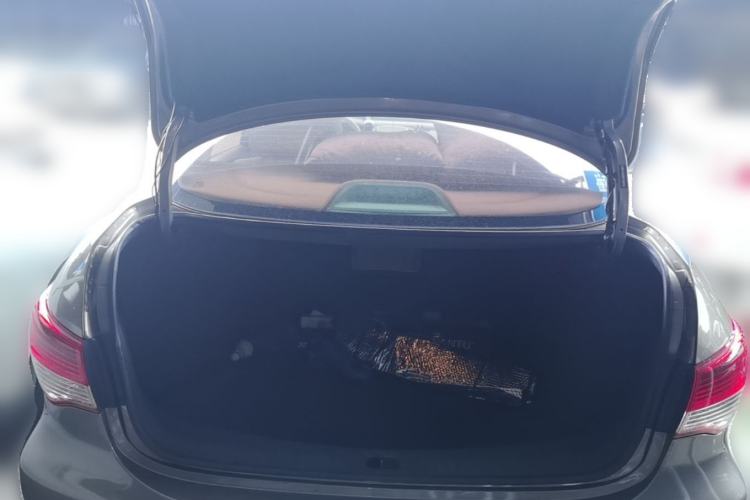 Used Nissan Sylphy 2012 Classic 1.6XE Automatic Comfort Edition Trunk