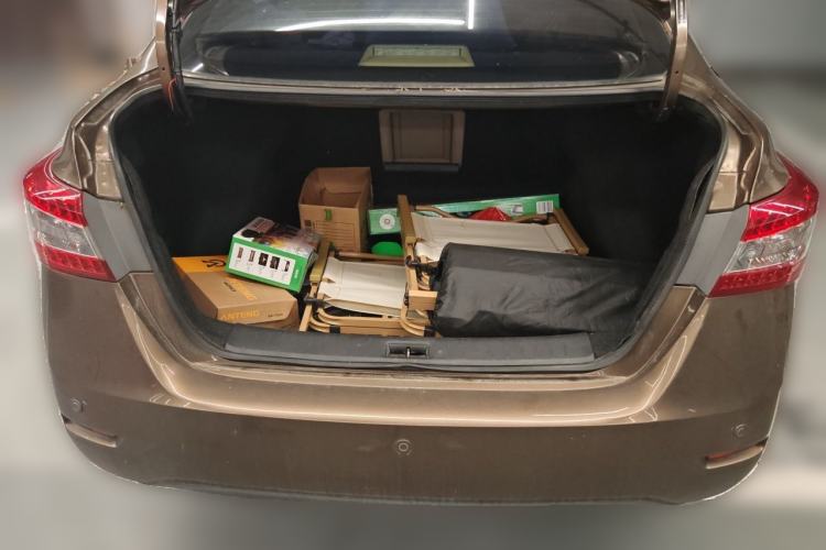 Used Nissan Sylphy 2012 1.6 XL CVT Luxury Edition Trunk