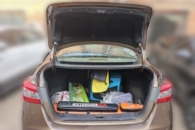 Used Nissan Sylphy 2012 1.6 XL CVT Luxury Edition Trunk