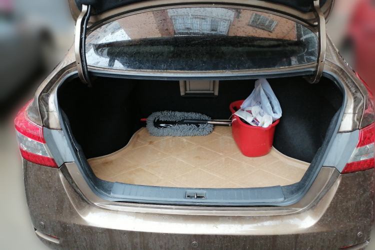 Used Nissan Sylphy 2012 Classic 1.6 XL Automatic Luxury Edition Trunk