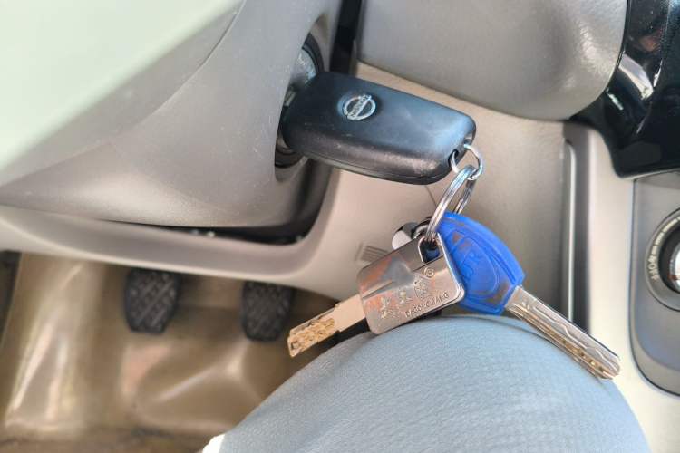 Used Nissan Sylphy 2012 1.6XE Manual Comfort Edition Vehicle Key
