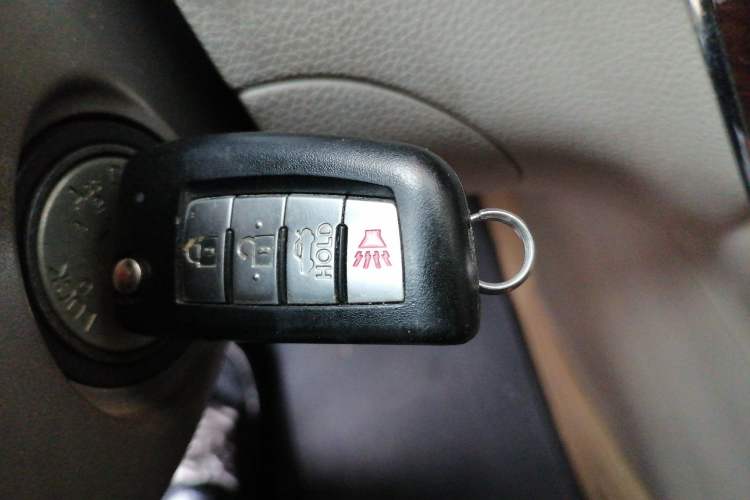 Used Nissan Sylphy 2012 Classic 1.6 XL Automatic Luxury Edition Vehicle Key