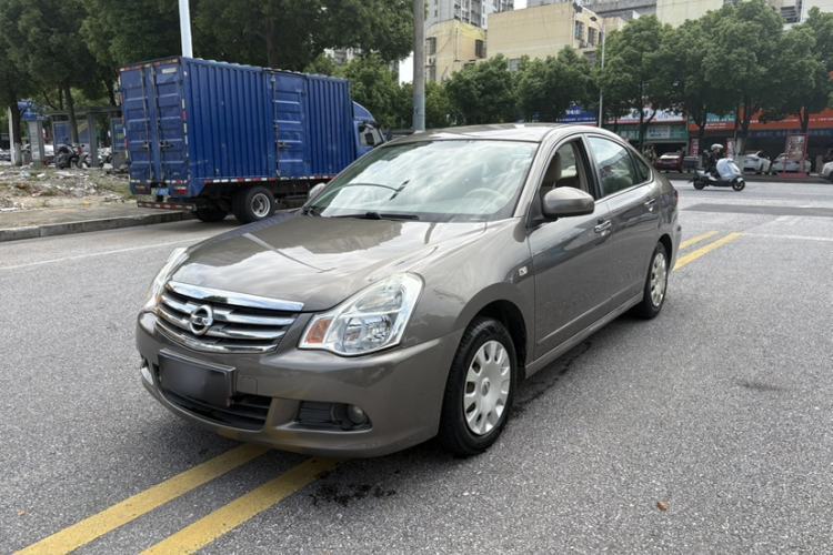 Used Nissan Sylphy 2012 Classic 1.6XE Manual Comfort Edition Guazi used car, China used car export, Used car for sale, Used  cars, Cheapest cars for sale