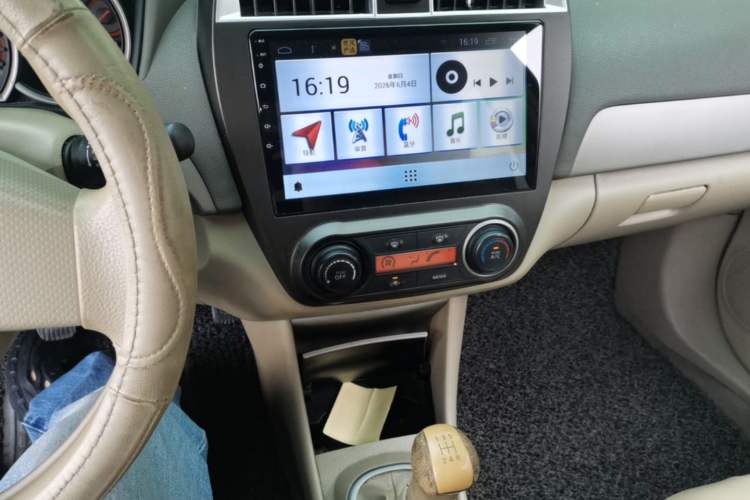 Used Nissan Sylphy 2012 Classic 1.6XE Manual Comfort Edition Audio And AC Panel