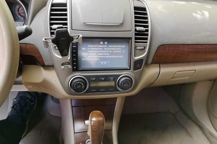 Used Nissan Sylphy 2012 1.6 XL CVT Luxury Edition Audio And AC Panel