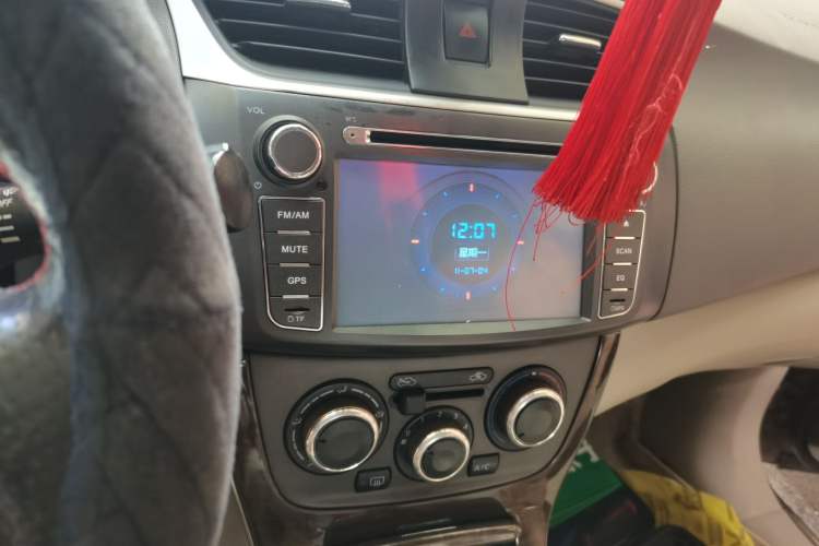 Used Nissan Sylphy 2012 1.6 XL CVT Luxury Edition Audio And AC Panel