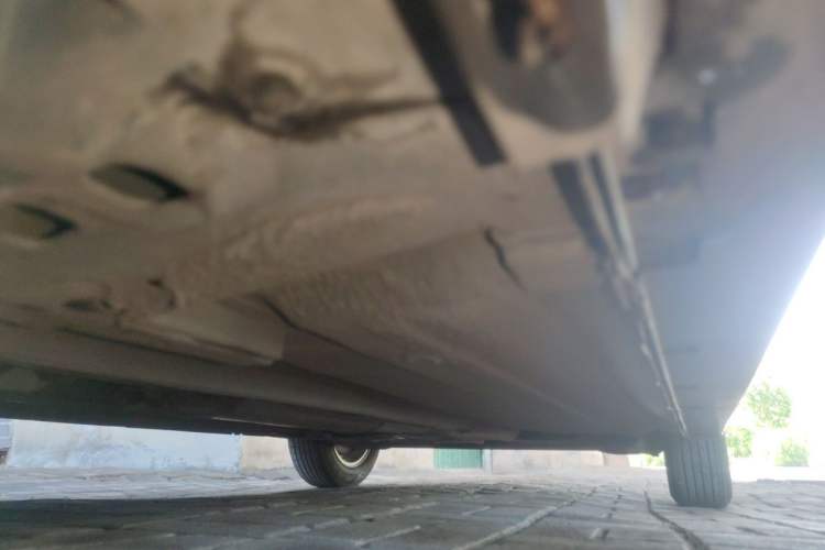 Used Nissan Sylphy 2012 Classic 1.6XE Manual Comfort Edition Chassis Front Left