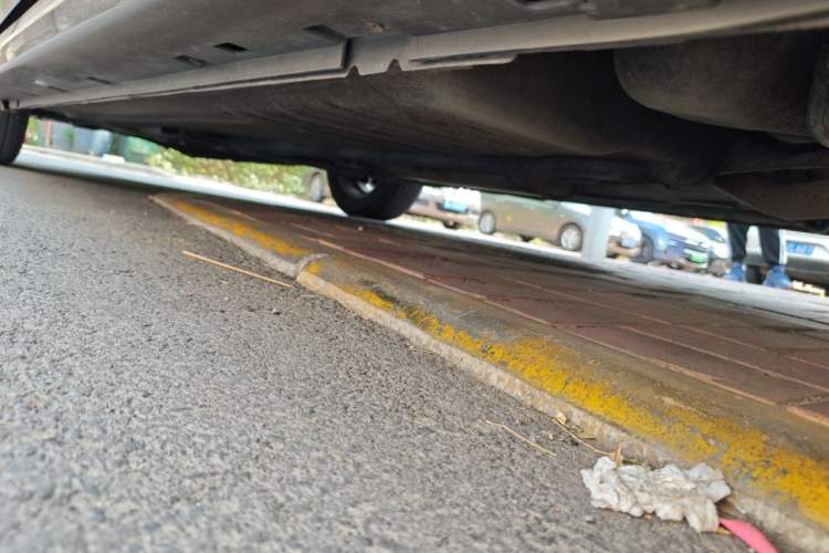 Used Nissan Sylphy 2012 Classic 1.6XE Automatic Comfort Edition Chassis Rear Left