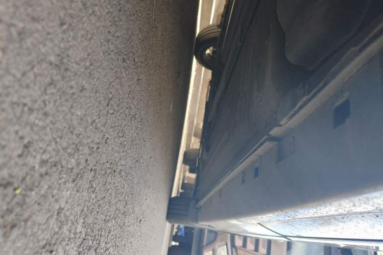 Used Nissan Sylphy 2012 Classic 1.6XE Manual Comfort Edition Chassis Rear Right