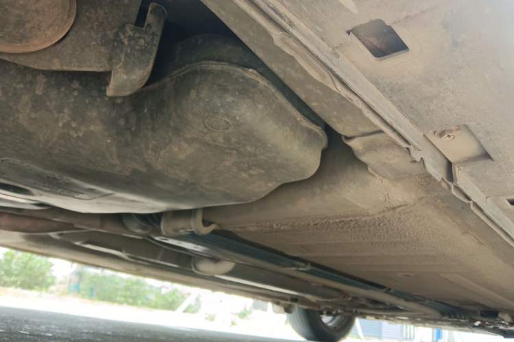 Used Nissan Sylphy 2012 Classic 1.6XE Manual Comfort Edition Chassis Rear Right