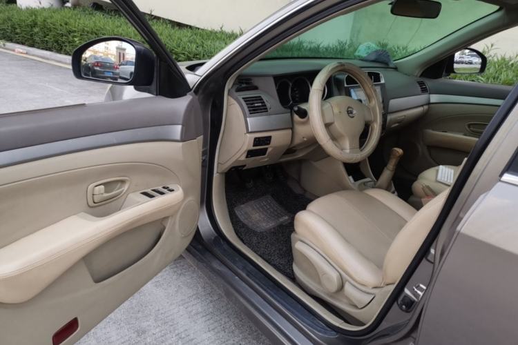 Used Nissan Sylphy 2012 Classic 1.6XE Manual Comfort Edition Driver Seat