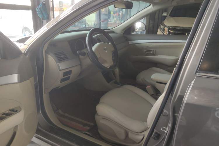 Used Nissan Sylphy 2012 Classic 1.6XE Automatic Comfort Edition Driver Seat