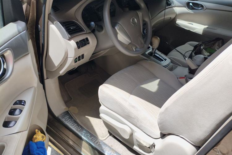 Used Nissan Sylphy 2012 1.6XE CVT Comfort Edition Driver Seat
