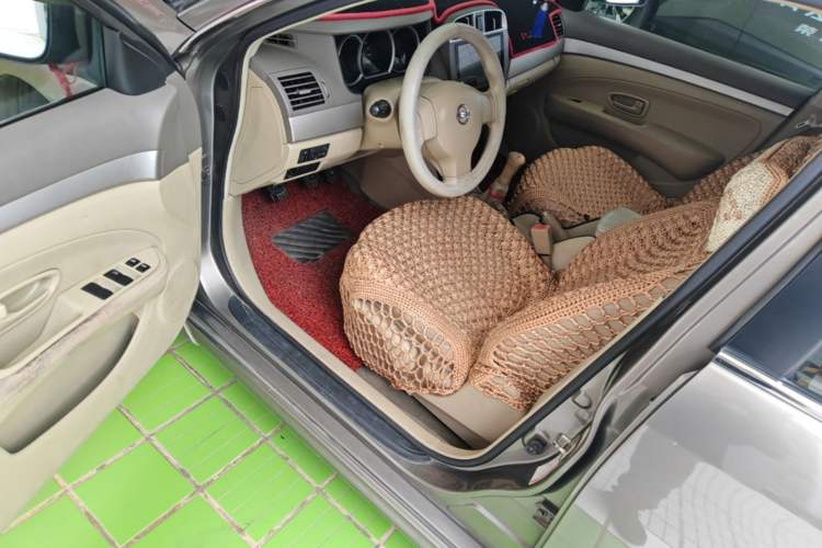 Used Nissan Sylphy 2012 Classic 1.6XE Manual Comfort Edition Driver Seat