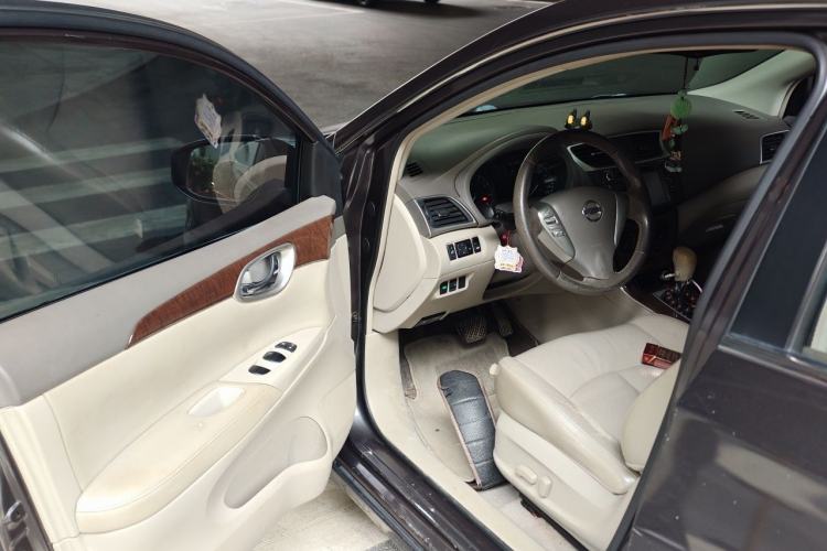Used Nissan Sylphy 2012 Classic 1.6 XL Automatic Luxury Edition Driver Seat