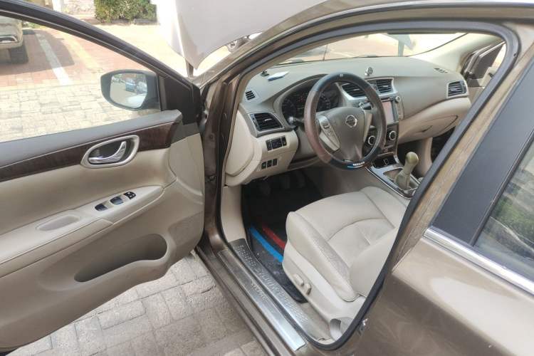 Used Nissan Sylphy 2012 1.6 XL Manual Luxury Edition Driver Seat