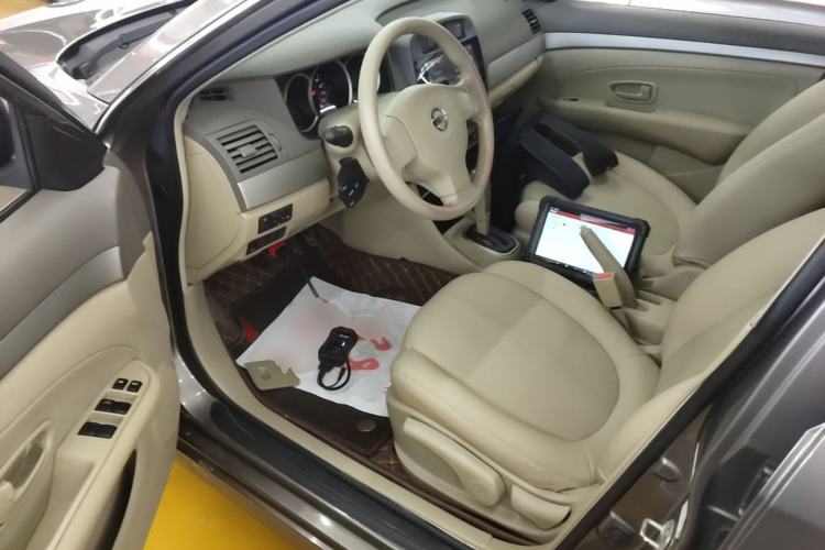 Used Nissan Sylphy 2012 Classic 1.6XE Automatic Comfort Edition Driver Seat
