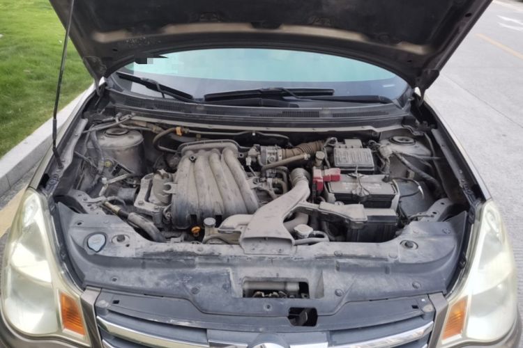 Used Nissan Sylphy 2012 Classic 1.6XE Manual Comfort Edition Engine Bay