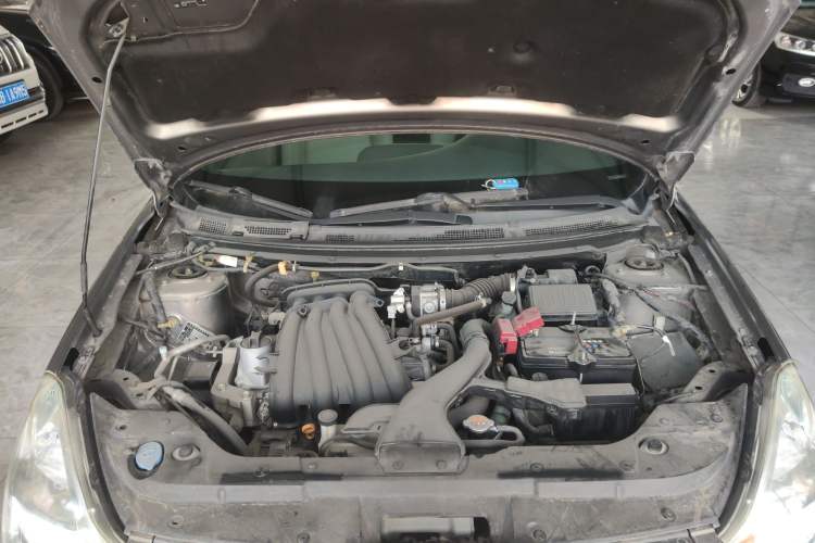 Used Nissan Sylphy 2012 Classic 1.6XE Automatic Comfort Edition Engine Bay